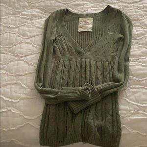 Hollister long sleeve sweater